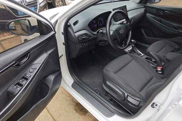 Used Hyundai Celesta 2020 1.6L Automatic GL Enjoyable Edition Driver Seat
