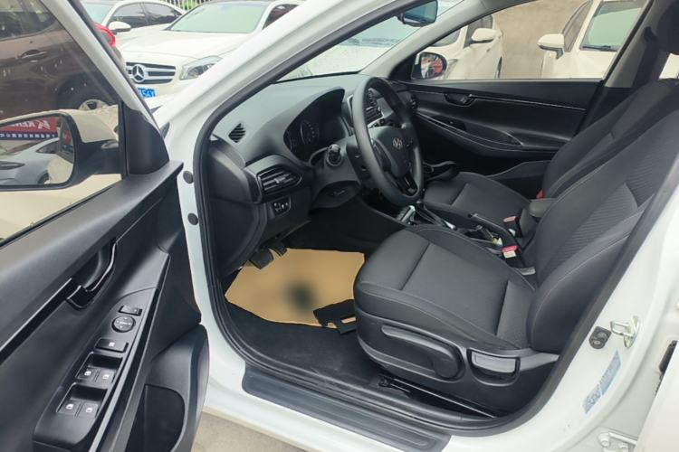Used Hyundai Celesta 2020 1.6L Automatic GL Enjoyable Edition Driver Seat