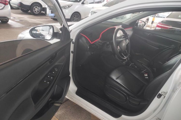 Used Hyundai Celesta 2020 1.6L Automatic GL Enjoyable Edition Driver Seat