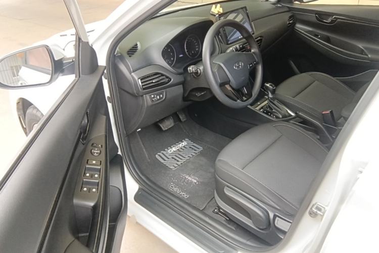 Used Hyundai Celesta 2020 1.6L Automatic GL Enjoyable Edition Driver Seat