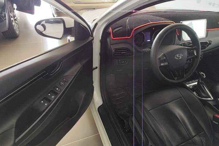 Used Hyundai Celesta 2020 1.6L Automatic GL Enjoyable Edition Driver Seat