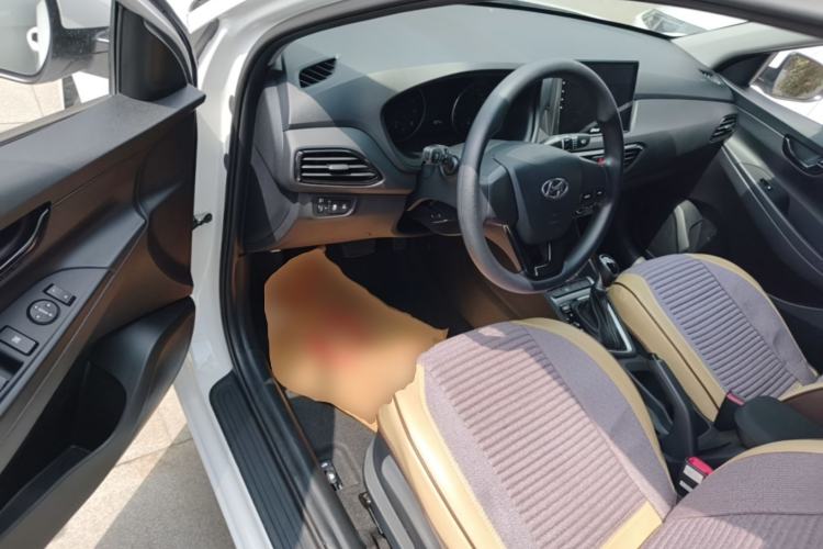 Used Hyundai Celesta 2020 1.6L Automatic GL Enjoyable Edition Driver Seat