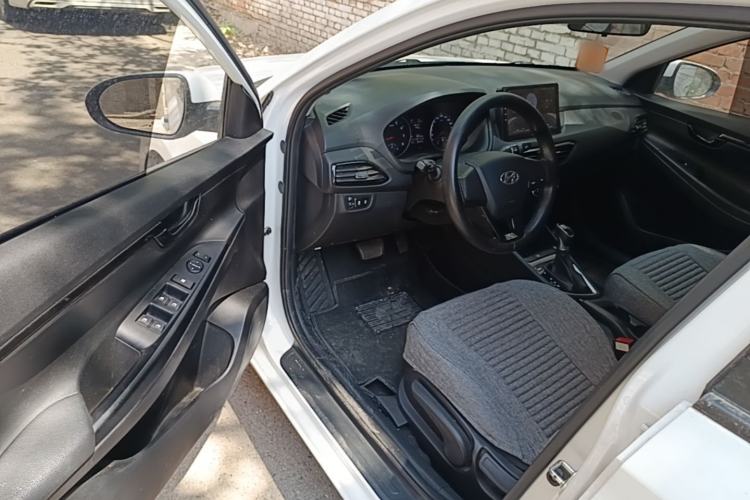 Used Hyundai Celesta 2020 1.6L Automatic GL Enjoyable Edition Driver Seat