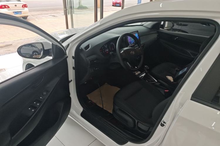 Used Hyundai Celesta 2020 1.6L Automatic GL Enjoyable Edition Driver Seat