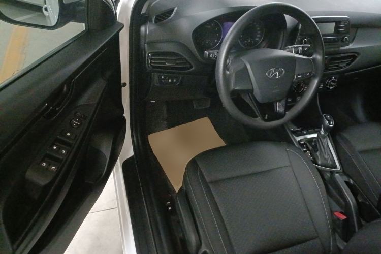 Used Hyundai Celesta 2020 1.6L Automatic GL Enjoyable Edition Driver Seat