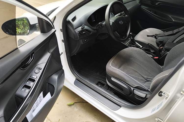 Used Hyundai Celesta 2020 1.6L Automatic GL Enjoyable Edition Driver Seat