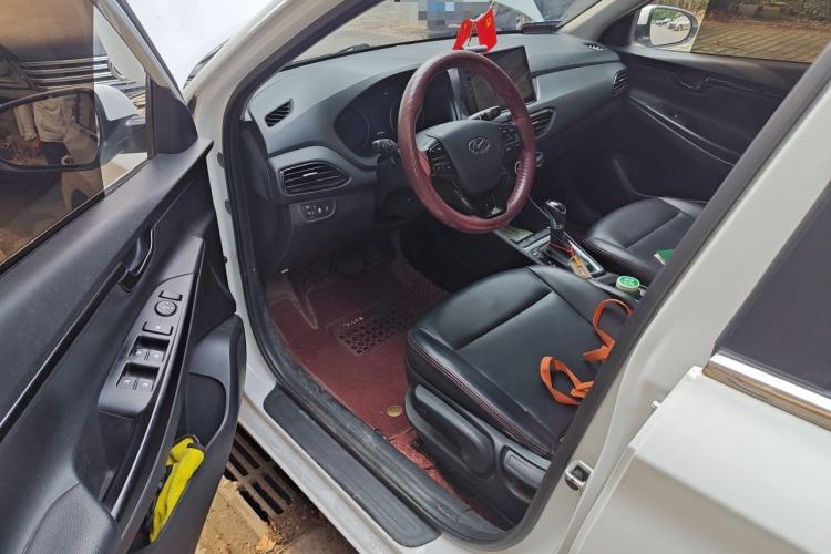 Used Hyundai Celesta 2020 1.6L Automatic GL Enjoyable Edition Driver Seat