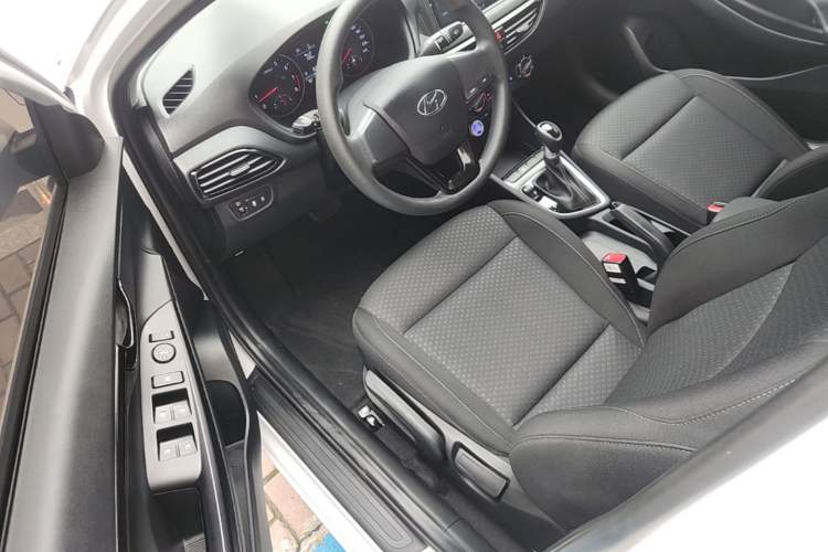 Used Hyundai Celesta 2020 1.6L Automatic GL Enjoyable Edition Driver Seat