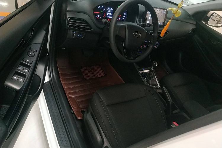 Used Hyundai Celesta 2020 1.6L Automatic GL Enjoyable Edition Driver Seat