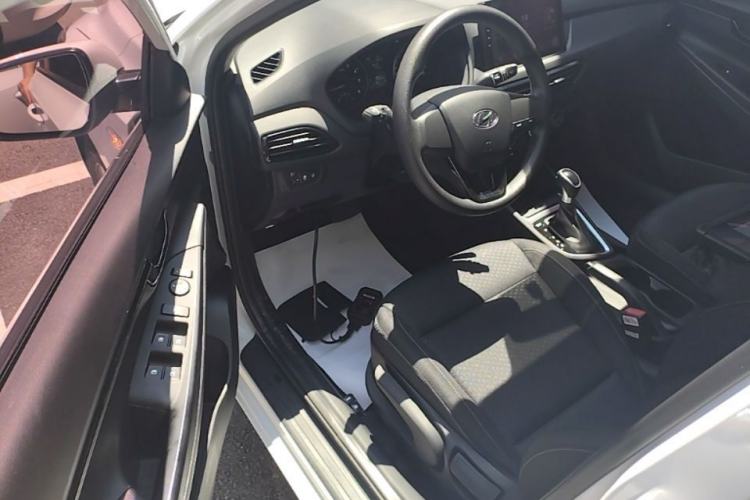 Used Hyundai Celesta 2020 1.6L Automatic GL Enjoyable Edition Driver Seat