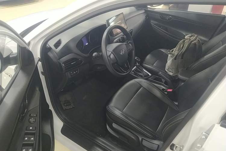 Used Hyundai Celesta 2020 1.6L Automatic GL Enjoyable Edition Driver Seat