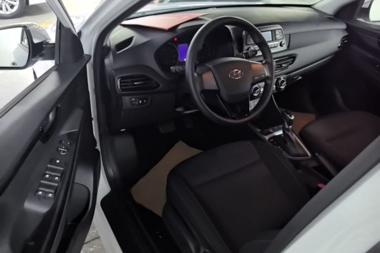 Used Hyundai Celesta 2020 1.6L Automatic GL Enjoyable Edition Driver Seat