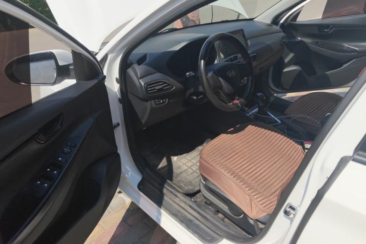 Used Hyundai Celesta 2020 1.6L Automatic GL Enjoyable Edition Driver Seat