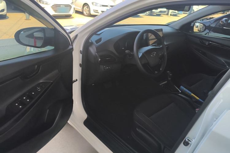 Used Hyundai Celesta 2020 1.6L Automatic GL Enjoyable Edition Driver Seat
