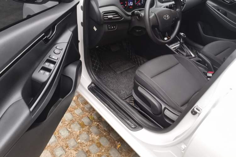 Used Hyundai Celesta 2020 1.6L Automatic GL Enjoyable Edition Driver Seat