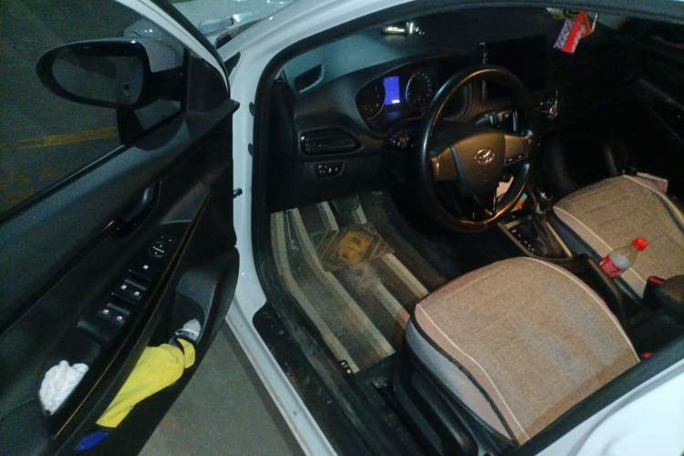 Used Hyundai Celesta 2020 1.6L Automatic GL Enjoyable Edition Driver Seat