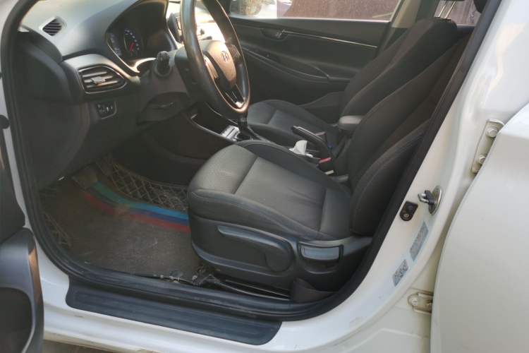 Used Hyundai Celesta 2020 1.6L Automatic GL Enjoyable Edition Driver Seat