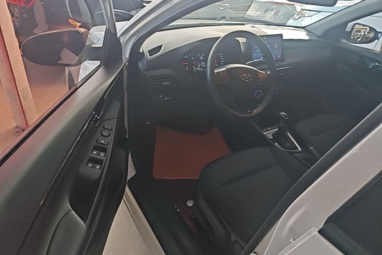 Used Hyundai Celesta 2020 1.6L Automatic GL Enjoyable Edition Driver Seat