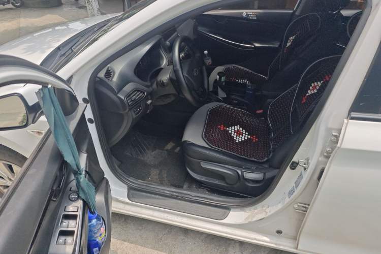 Used Hyundai Celesta 2020 1.6L Automatic GL Enjoyable Edition Driver Seat