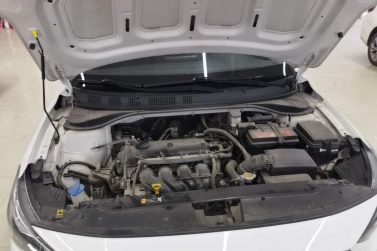 Used Hyundai Celesta 2020 1.6L Automatic GL Enjoyable Edition Engine Bay