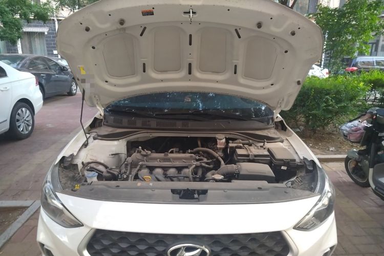 Used Hyundai Celesta 2020 1.6L Automatic GL Enjoyable Edition Engine Bay