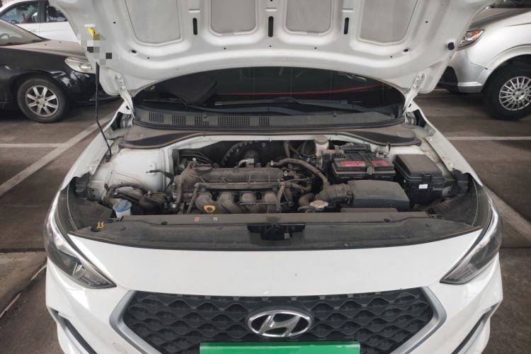 Used Hyundai Celesta 2020 1.6L Automatic GL Enjoyable Edition Engine Bay
