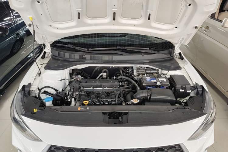 Used Hyundai Celesta 2020 1.6L Automatic GL Enjoyable Edition Engine Bay
