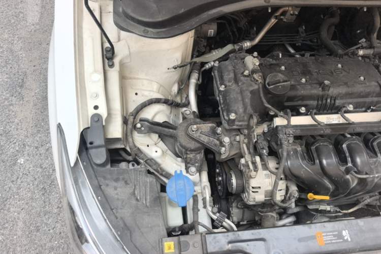 Used Hyundai Celesta 2020 1.6L Automatic GL Enjoyable Edition Engine Bay Right