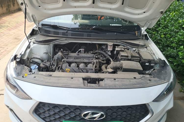 Used Hyundai Celesta 2020 1.6L Automatic GL Enjoyable Edition Engine Bay