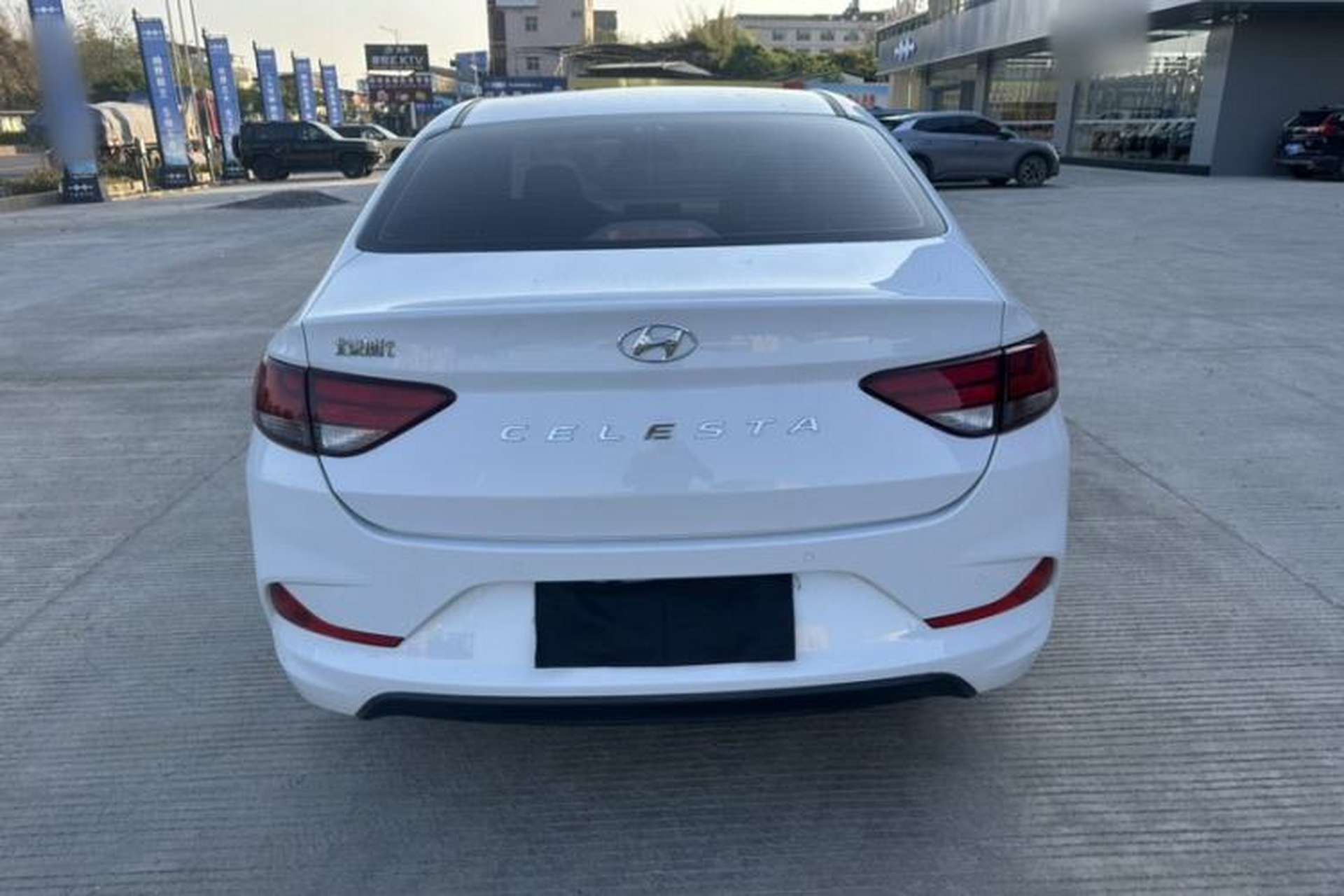 Used Hyundai Celesta 2020 1.6L Automatic GL Enjoyable Edition Exterior 12