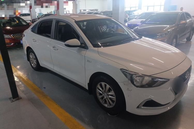 Used Hyundai Celesta 2020 1.6L Automatic GL Enjoyable Edition Exterior 2