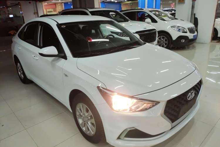 Used Hyundai Celesta 2020 1.6L Automatic GL Enjoyable Edition Exterior 2