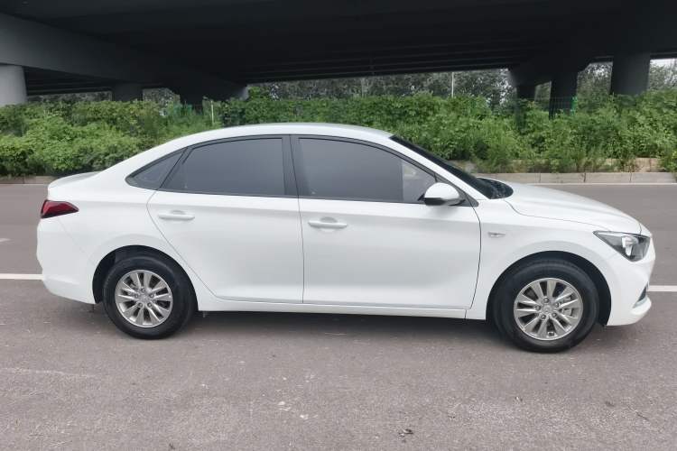 Used Hyundai Celesta 2020 1.6L Automatic GL Enjoyable Edition Exterior 2