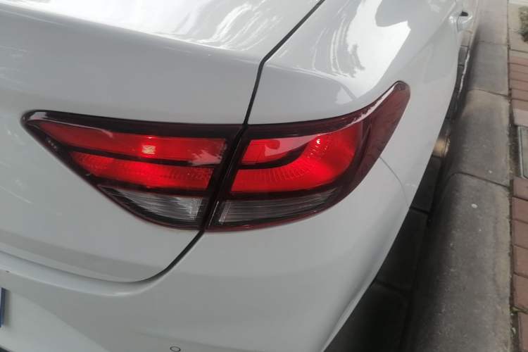 Used Hyundai Celesta 2020 1.6L Automatic GL Enjoyable Edition Exterior 3