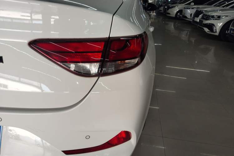 Used Hyundai Celesta 2020 1.6L Automatic GL Enjoyable Edition Exterior 3