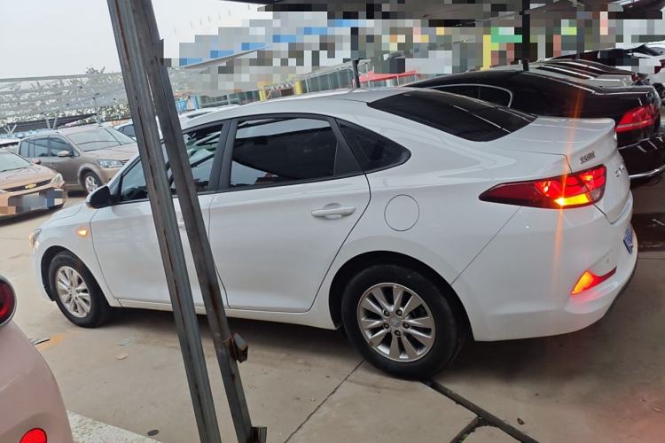 Used Hyundai Celesta 2020 1.6L Automatic GL Enjoyable Edition Exterior 3