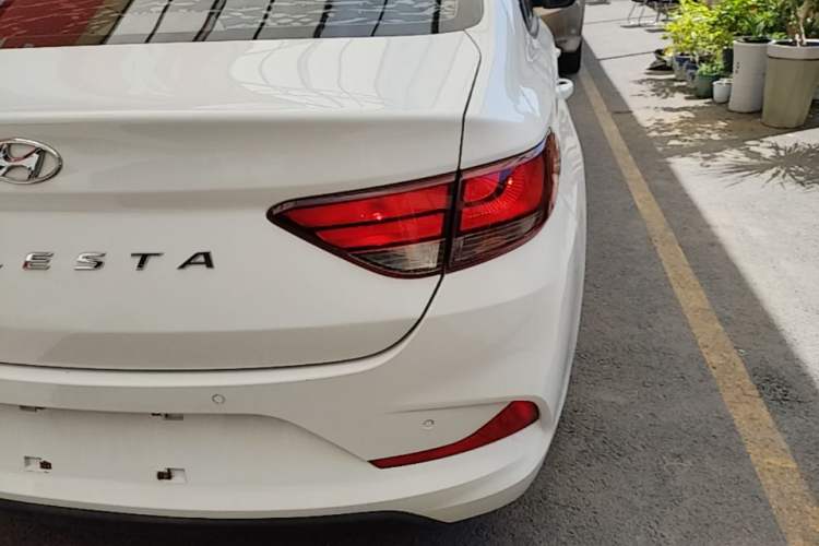 Used Hyundai Celesta 2020 1.6L Automatic GL Enjoyable Edition Exterior 3