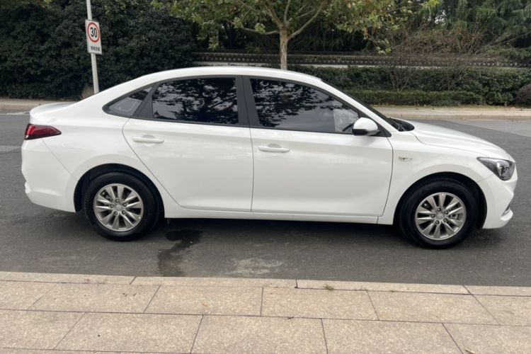 Used Hyundai Celesta 2020 1.6L Automatic GL Enjoyable Edition Exterior 3