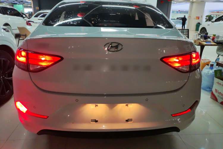 Used Hyundai Celesta 2020 1.6L Automatic GL Enjoyable Edition Exterior 4
