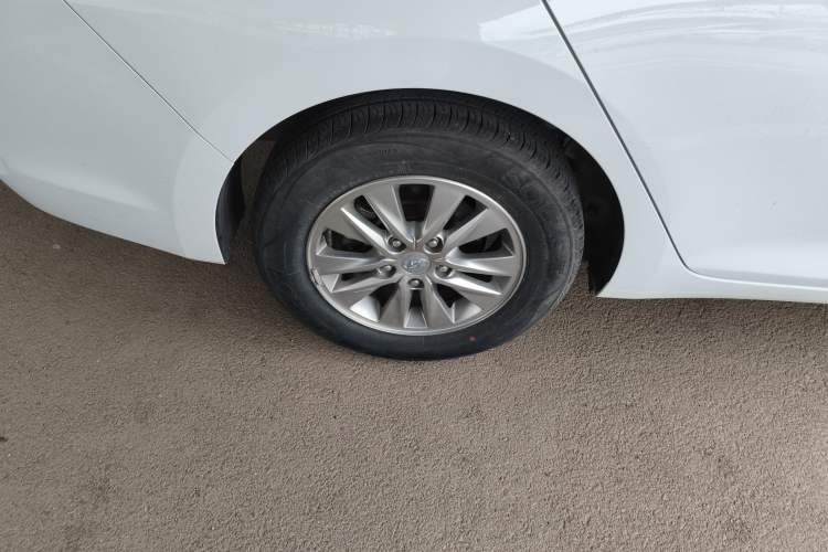 Used Hyundai Celesta 2020 1.6L Automatic GL Enjoyable Edition Exterior 5