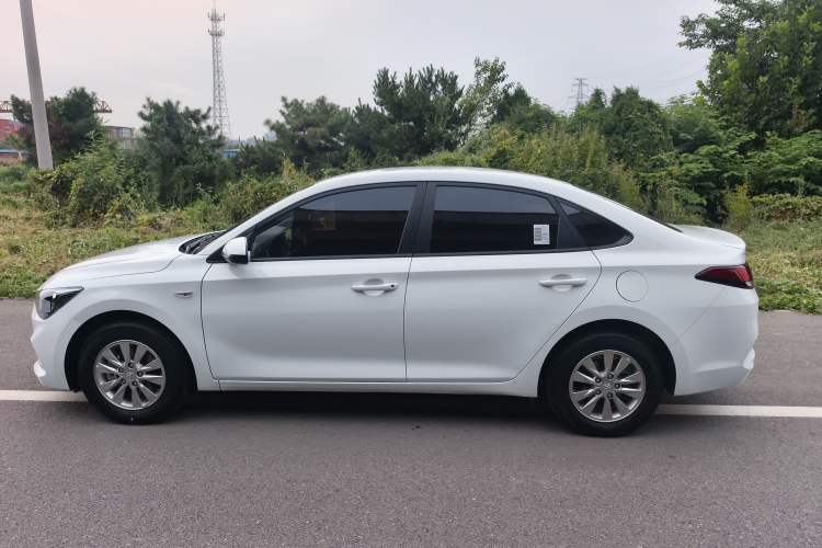 Used Hyundai Celesta 2020 1.6L Automatic GL Enjoyable Edition Exterior 5