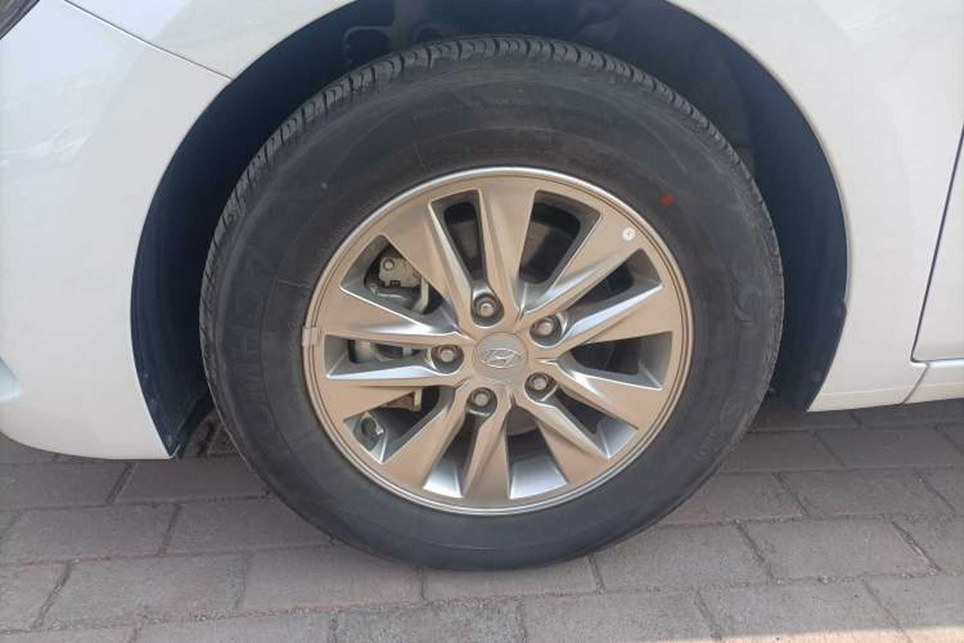 Used Hyundai Celesta 2020 1.6L Automatic GL Enjoyable Edition Exterior 7