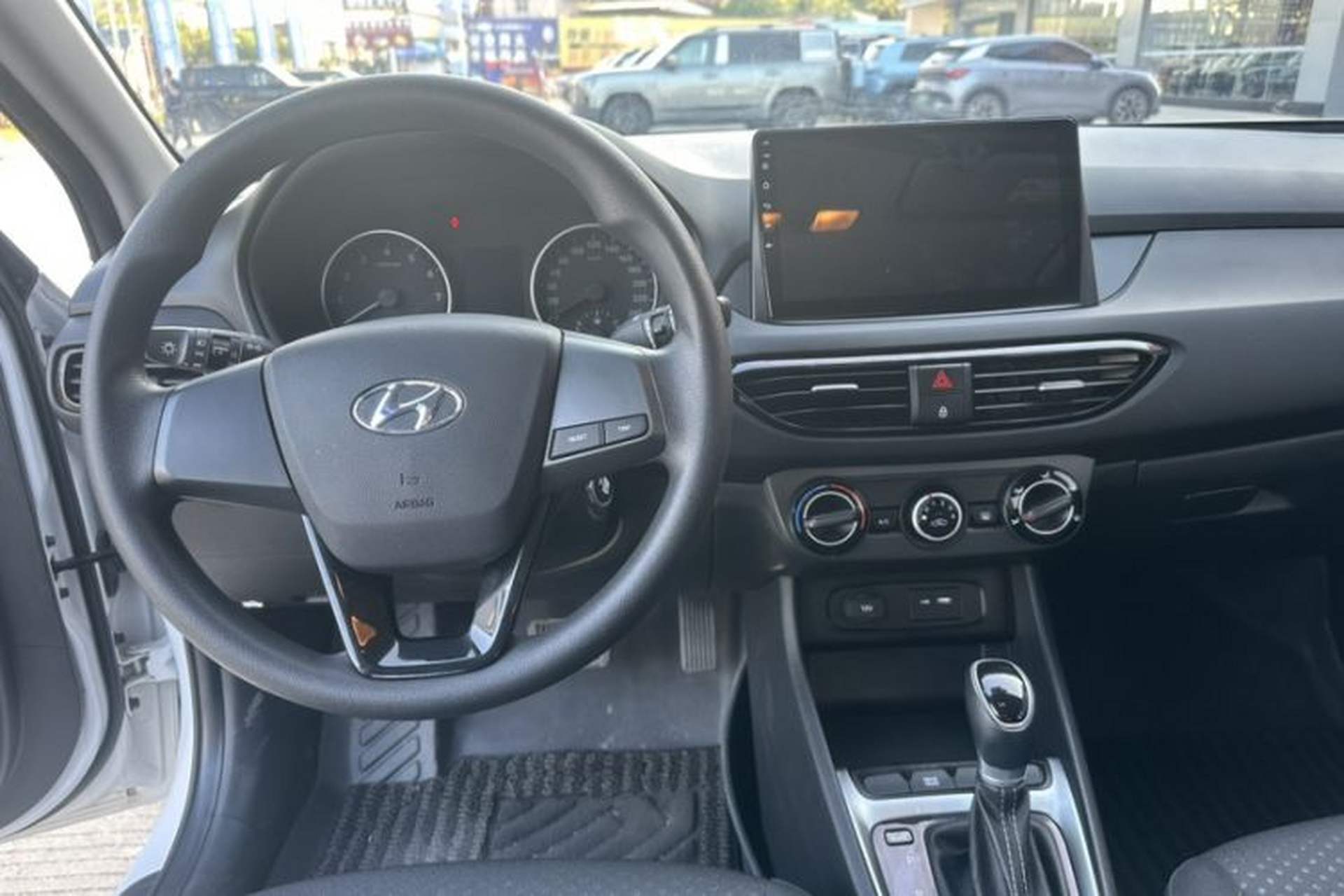Used Hyundai Celesta 2020 1.6L Automatic GL Enjoyable Edition Exterior 8
