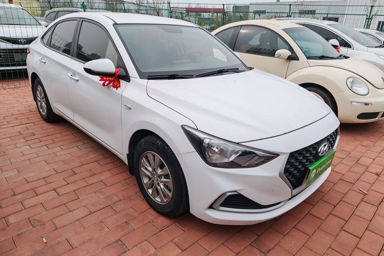 Used Hyundai Celesta 2020 1.6L Automatic GL Enjoyable Edition Exterior 9
