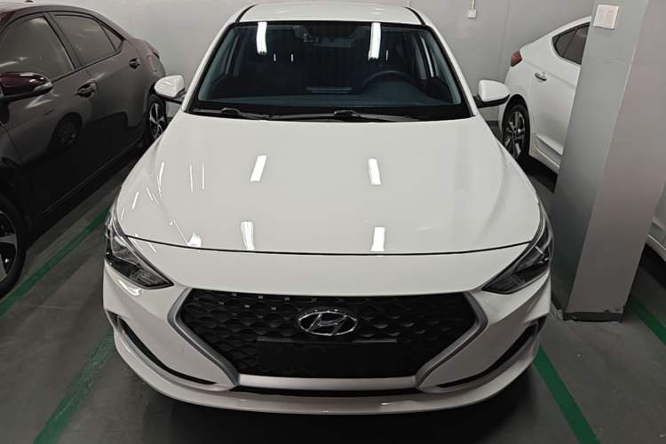 Used Hyundai Celesta 2020 1.6L Automatic GL Enjoyable Edition Front