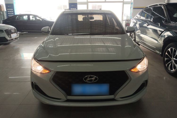 Used Hyundai Celesta 2020 1.6L Automatic GL Enjoyable Edition Front