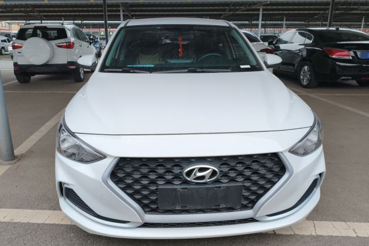 Used Hyundai Celesta 2020 1.6L Automatic GL Enjoyable Edition Front