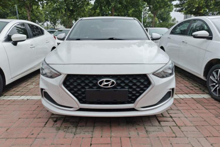 Used Hyundai Celesta 2020 1.6L Automatic GL Enjoyable Edition Front