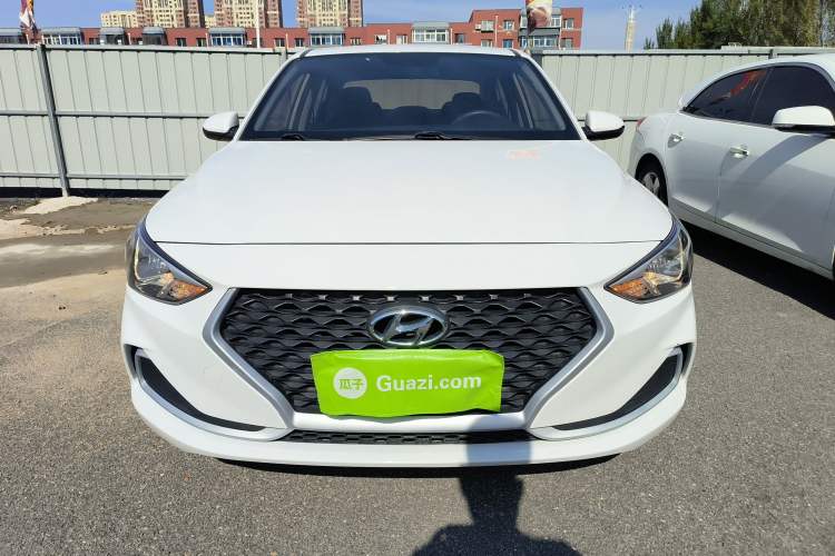 Used Hyundai Celesta 2020 1.6L Automatic GL Enjoyable Edition Front