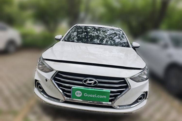 Used Hyundai Celesta 2020 1.6L Automatic GL Enjoyable Edition Front
